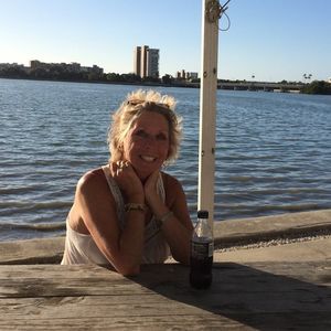 Meet your Posher, Cindy